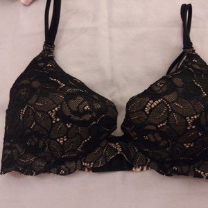 VICTORIAS SECRET 34D VERY SEXY LINE